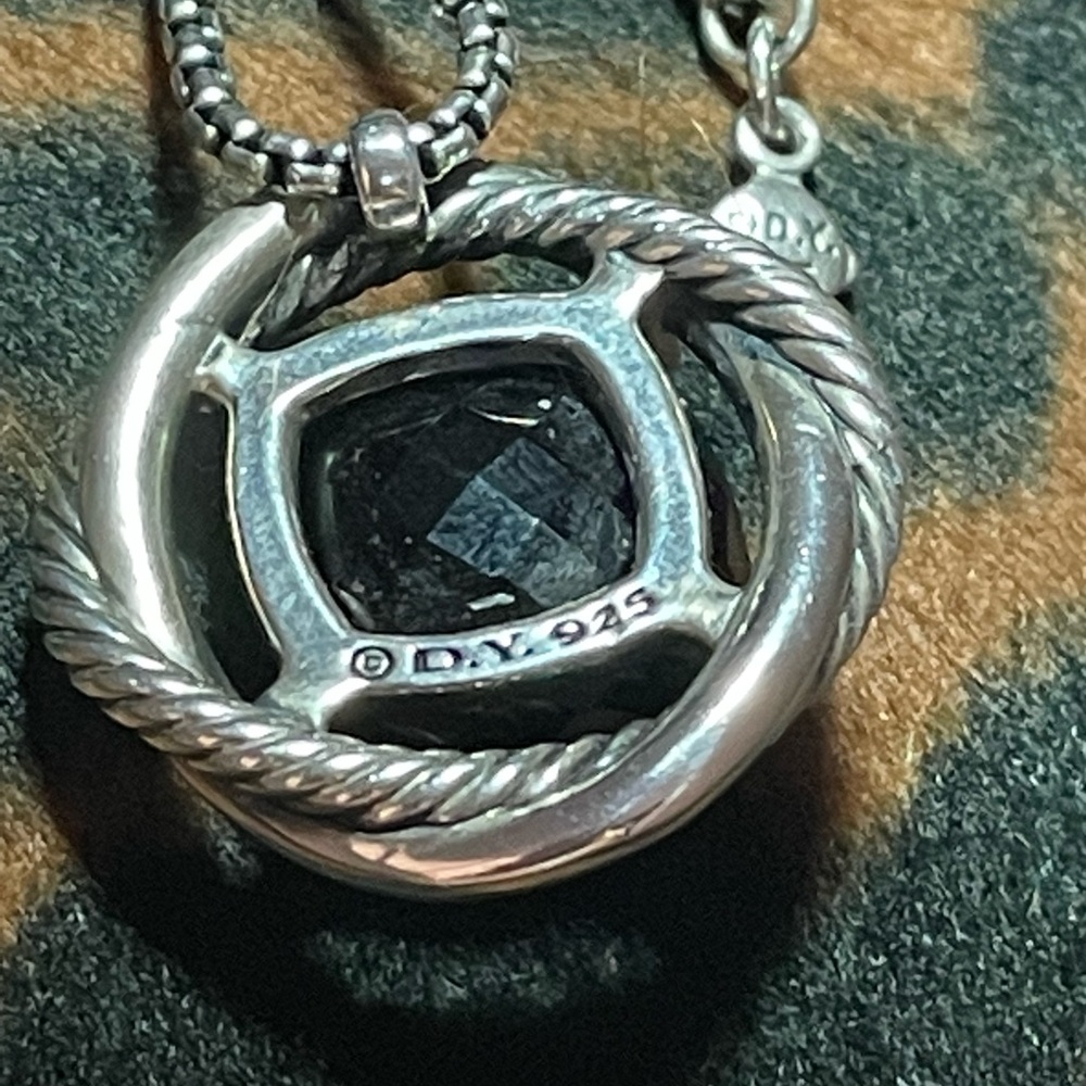 David Yurman Black Onyx and sterling necklace - Picture 5 of 6